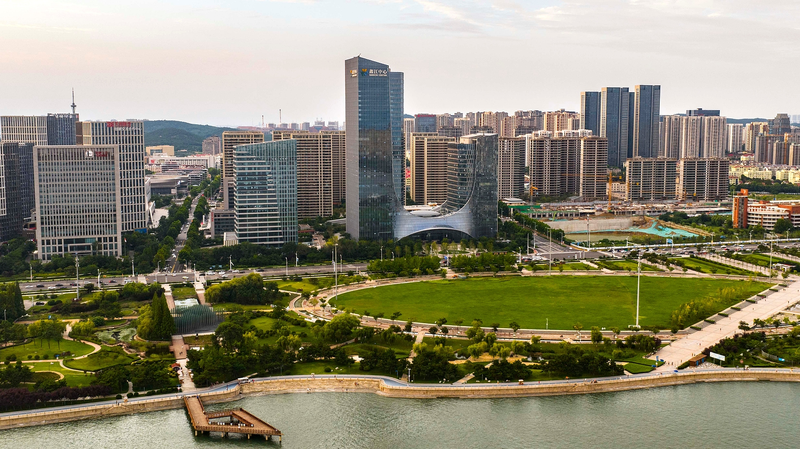 中国・青島のホットライン「行風オンライン」 市民と行政をつなぐ20年