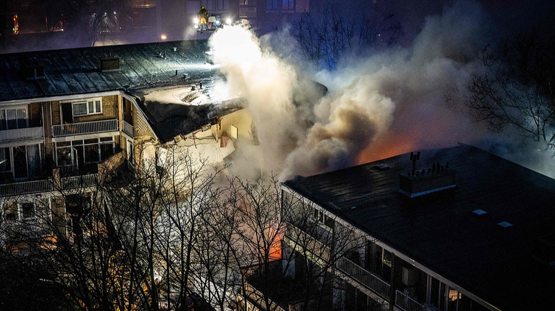 オランダ・ハーグで集合住宅爆発　崩落現場から4人の遺体