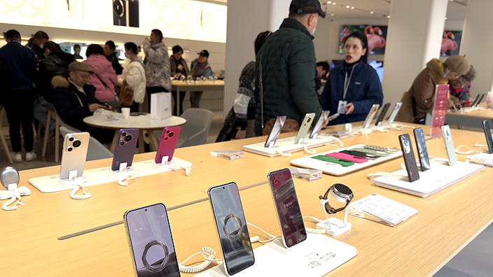 中国の電子製品買い替え補助に2000万人超申請　消費刺激の狙いを読む