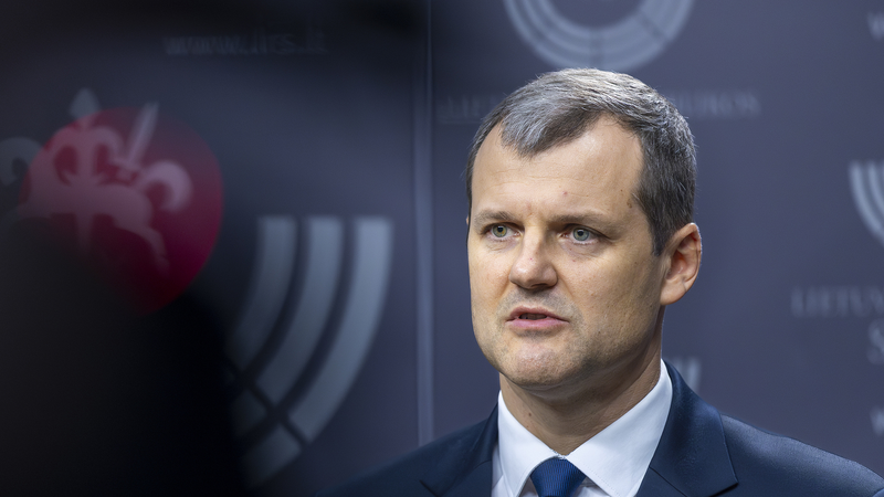 リトアニア首相が辞任表明　連立離脱の圧力と倫理調査が引き金に