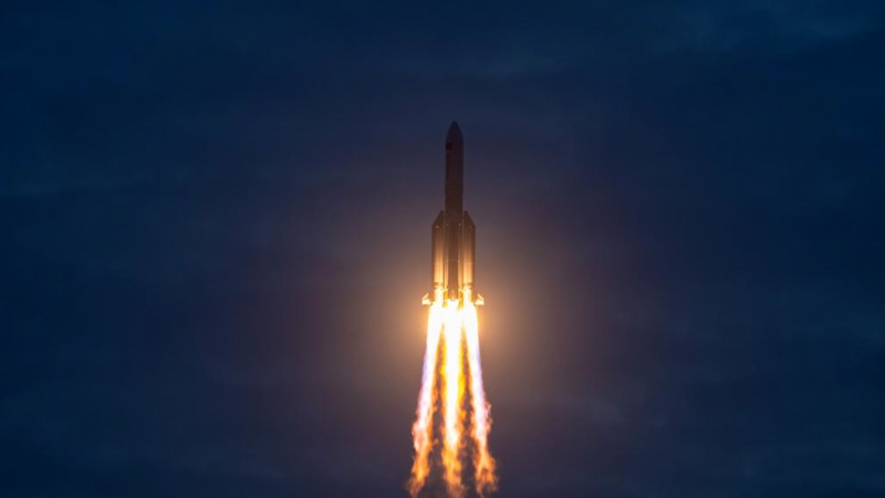 中国が衛星インターネット衛星を初打ち上げ　文昌から低軌道へ video poster