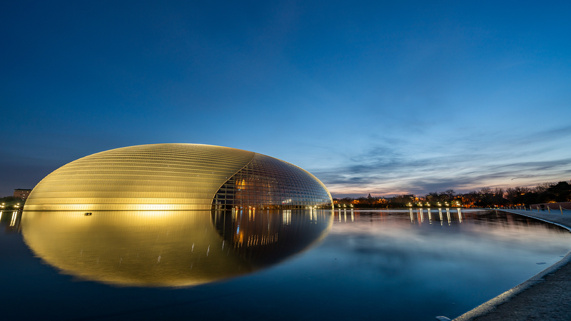 習近平氏ら中国指導部、北京で「2025年新年ガラ」伝統オペラを鑑賞