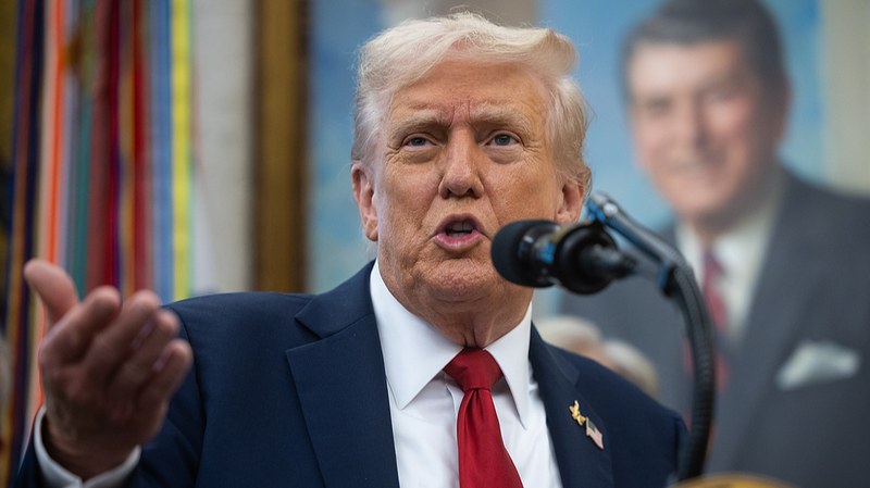 トランプ大統領、米都市を軍の訓練場に　米軍トップ集会で提案