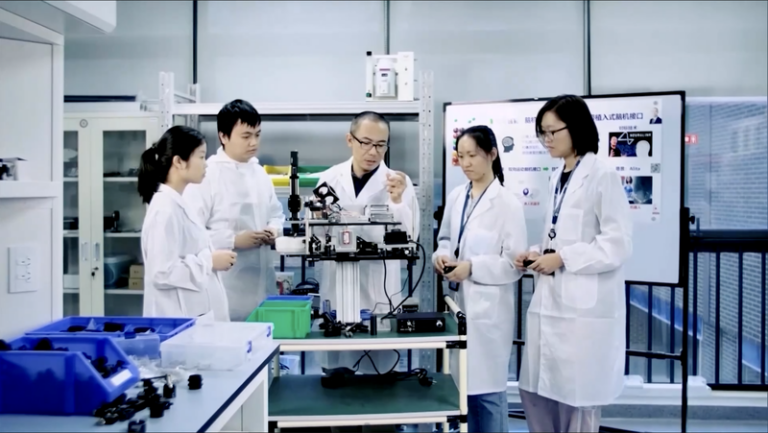 CMGが「2025年 中国本土ニュース・トップ10」を公表：年末の総括が映す関心 video poster