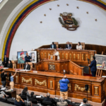 ベネズエラ、米「海上封鎖」命令を国際法違反と批判　カリブ海の航行自由めぐり緊張