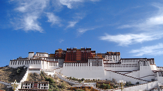 中国、西蔵（Xizang）の人権白書を発表　新時代の進展を強調 video poster