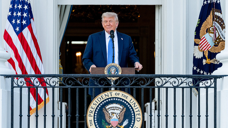 トランプ大統領令150本超　米国の三権分立は機能しているのか