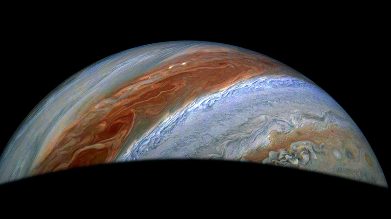 木星探査機ジュノー、衛星イオの火山活動と木星極域の謎を解明