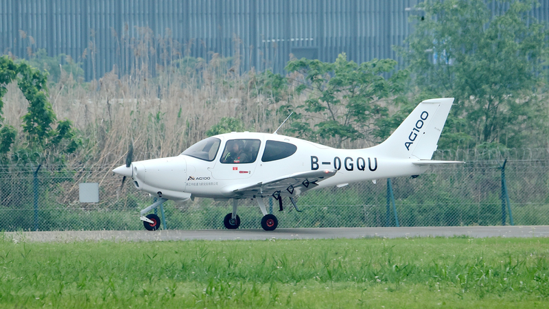 中国の国産練習機AG100が商業運用開始　民間パイロット訓練に新戦力