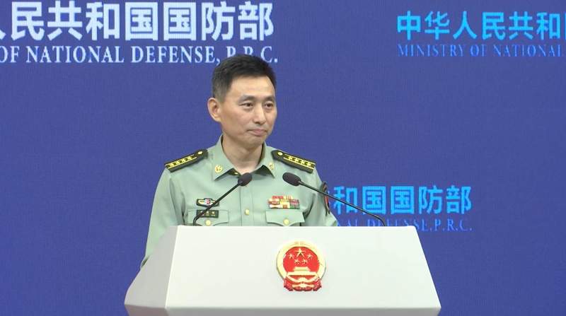 中国の空母「福建」試験順調　電磁カタパルトで3種機が発着艦 video poster