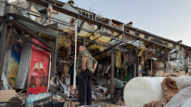 ロシアがウクライナ軍事拠点に大規模攻撃　ウクライナ側「ドローン537機・ミサイル45発」