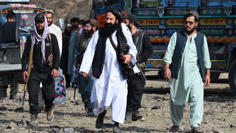 アジアニュース：カブールの爆発でアフガン難民担当相が死亡　何が問われているのか