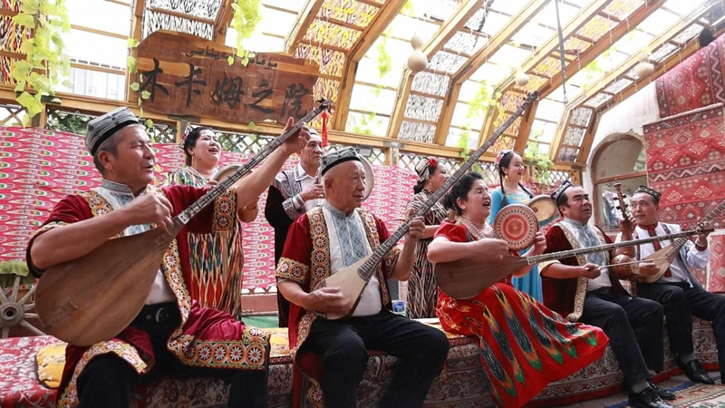 シルクロード古都クチャ、新疆ウイグル自治区で進む文化復興と観光融合 video poster