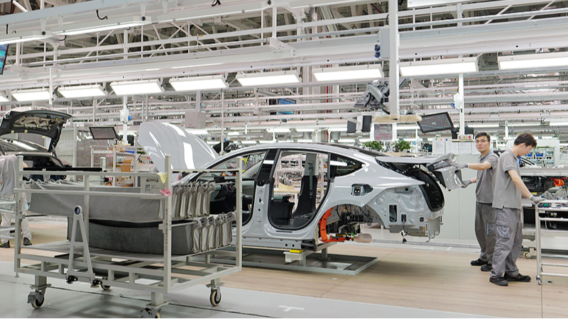 中国初の民間経済促進法が施行　民間企業保護を法制化、その狙いを読む