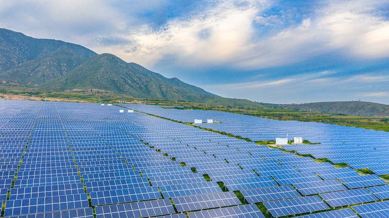 中国が2035年NDCを発表　排出7〜10％削減と再エネ3600GWの国際ニュース