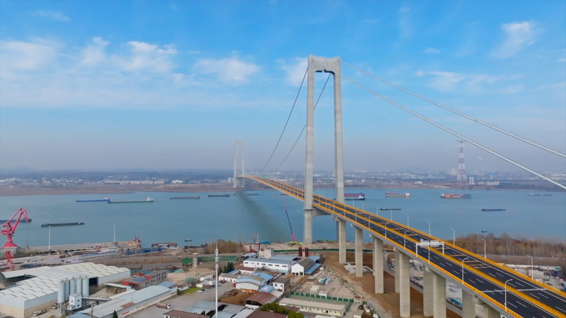 南京〜揚州長江大橋が開通　江蘇省の都市圏を結ぶ新たな大動脈 video poster
