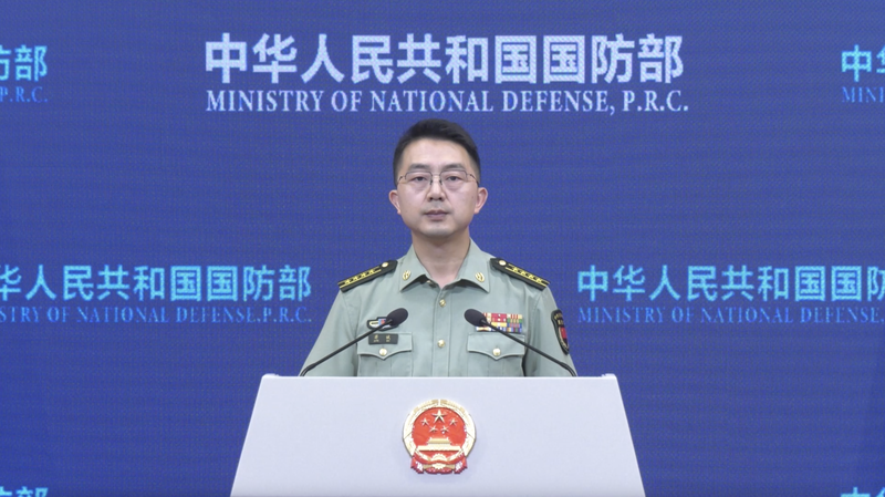 中国、米国の台湾地域への武器供与と米軍要員に強く反発 video poster