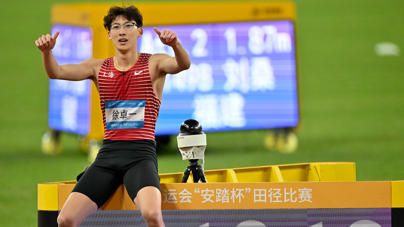 中国全国運動会　男子110m＆女子100mハードルで徐と劉が金