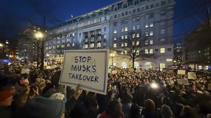 米連邦判事、マスク氏のDOGEに財務省決済システムへのアクセス一時停止命令