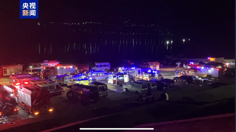 中国・貴州省で観光船転覆　習近平氏が救助徹底を指示