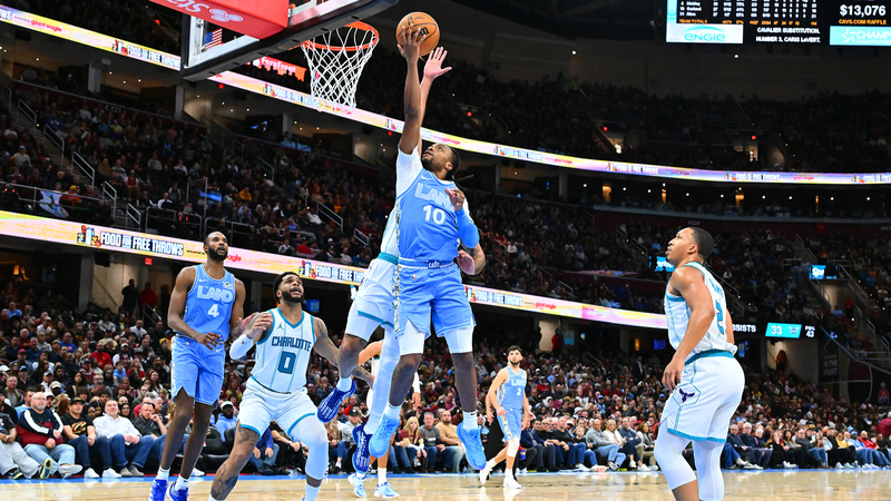 NBAキャブズが開幕15連勝　ホーネッツ撃破128−114、マブスもサンダーに辛勝