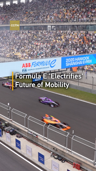 フォーミュラEが変える未来のモビリティ　上海の電動レースが示したもの video poster