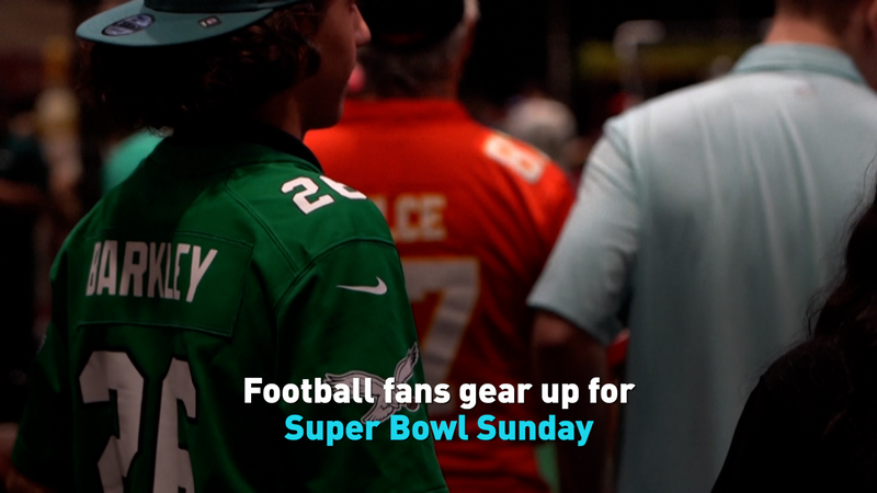 スーパーボウルサンデー目前：イーグルス対チーフス、米スポーツ最大の一戦 video poster