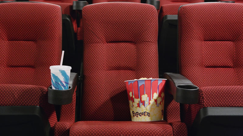 中国が米国映画の輸入削減方針、ハリウッド関連株が急落した理由