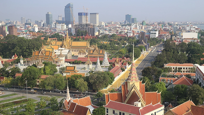 習近平国家主席がカンボジア訪問 カンボジア指導者と会談 video poster