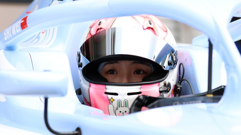 上海発・F1の静かな革命 女性ドライバーと周冠宇が拓く新時代 video poster