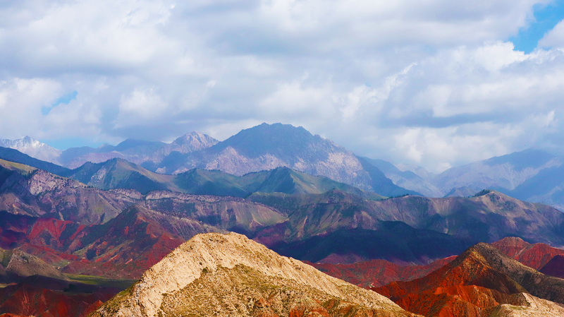 新疆ウルムチで中央アジア経済協力フォーラム　貿易と接続強化へ