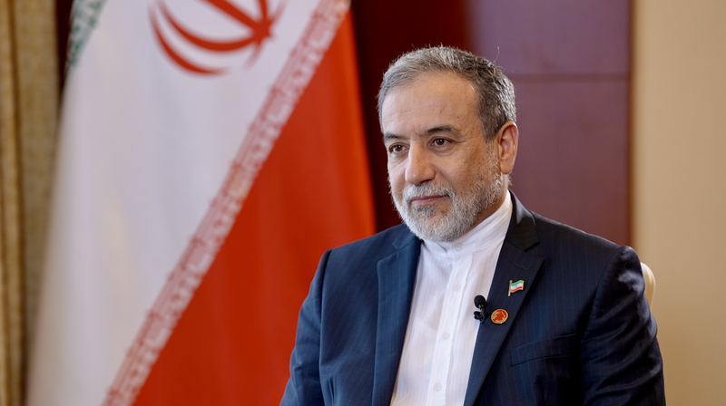 イラン外相「米国の本気を確信できない」核協議再開は条件付きと示唆 video poster