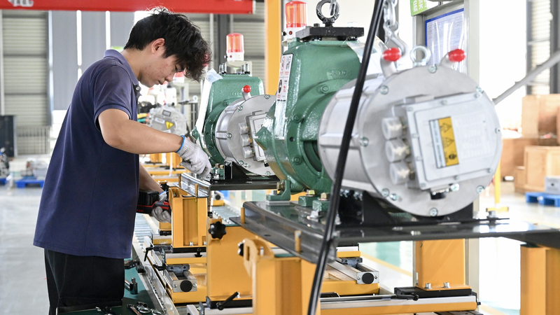 中国経済の「過剰生産」論争を読み解く：投資と需要の本当の関係