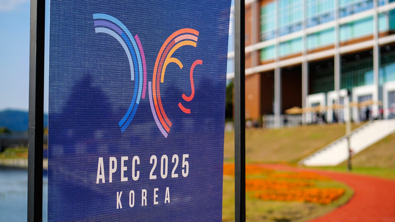 習近平国家主席のAPEC演説に世界が高評価　中国式現代化が拓く新機会 video poster