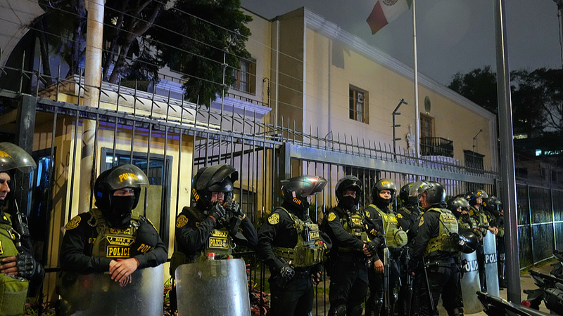 ペルーがメキシコと外交関係を断絶　元首相への庇護が引き金に