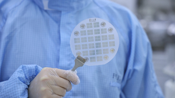 中国研究チームが原子数層マイクロプロセッサWUJI開発 RISC-V採用