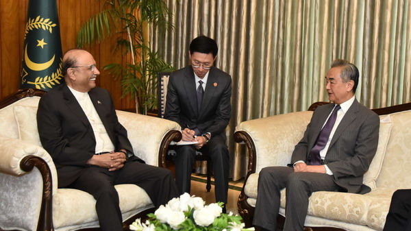 国際ニュース：中国の王毅外相がパキスタン指導部と会談　CPEC「2.0」で関係強化へ