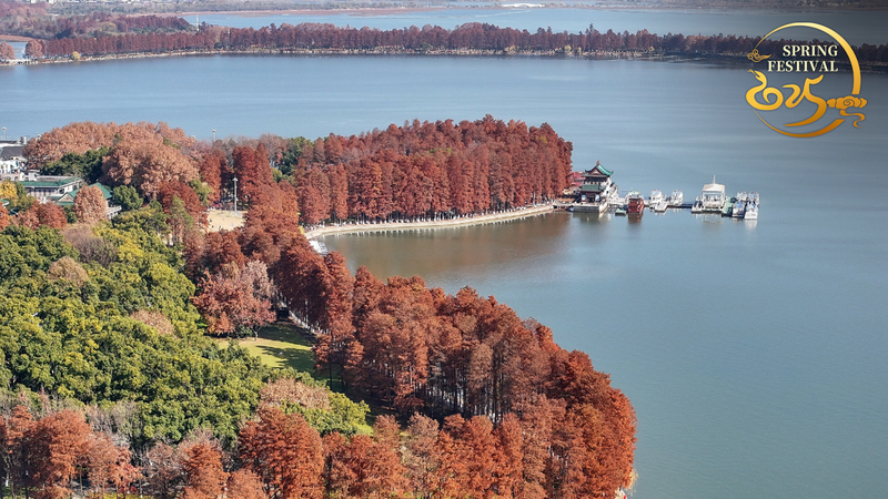 武漢スカイラインを一望　楚天台から見る歴史と現代 video poster