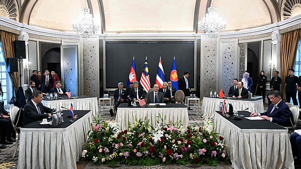 カンボジアとタイ首脳がマレーシアで停戦協議　ASEANが自制呼びかけ