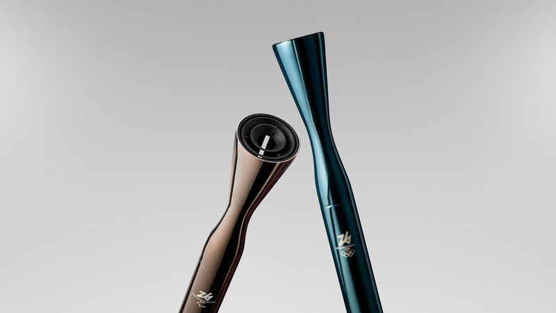 2026年冬季五輪の聖火リレー　体操の張博恒ら中国の4人がギリシャを走る