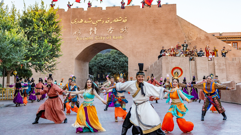 中国、新疆統治の白書を発表　70周年迎える地域の今