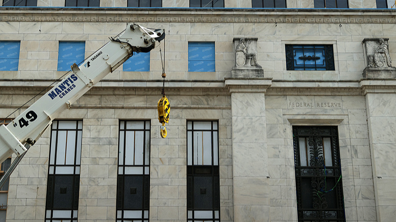 先進国の長期国債に何が起きているか　利回り上昇が示すリスク再評価