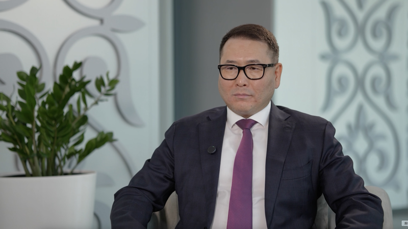 カザフスタンと中国、2030年までに貿易額倍増へ　800億ドル目標の狙い video poster