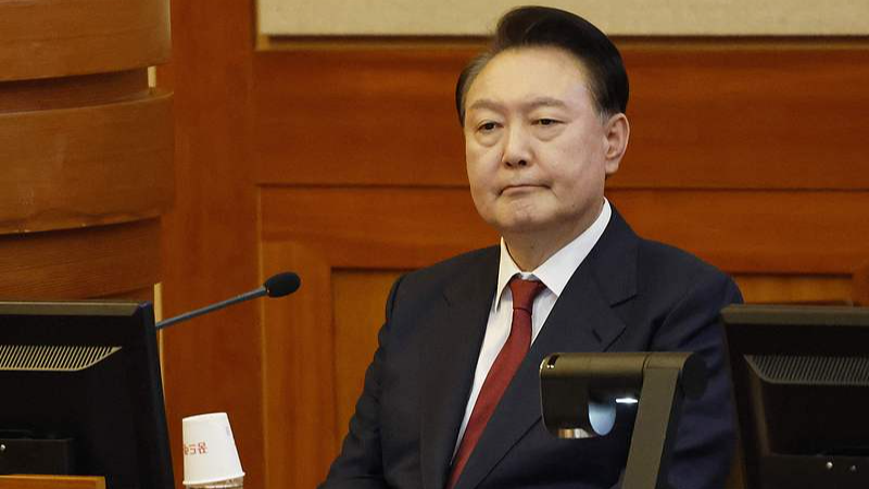 韓国ユン大統領「反乱」容疑を検察に送致　逮捕と弾劾の一年を振り返る