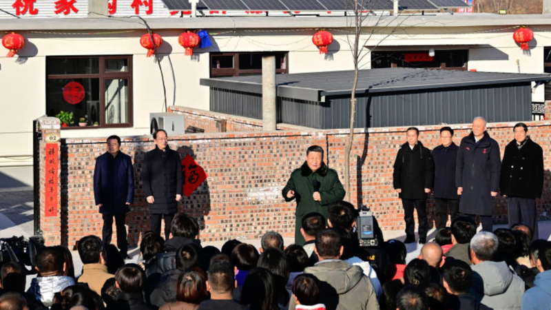 習近平氏「最も苦しい時、人々は党と政府を頼れる」2024年洪水被災地を訪問 video poster