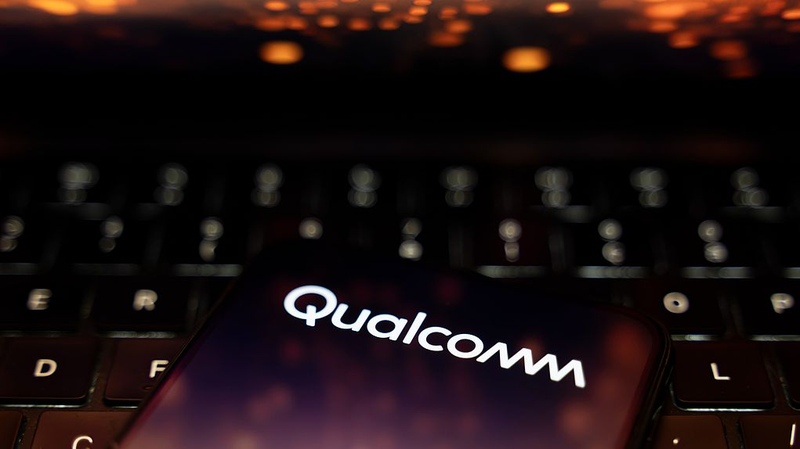 Qualcommが新AIチップでデータセンター参入、株価20％急騰