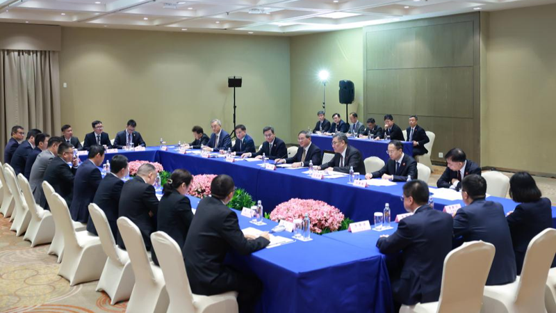 李強首相「中国経済は外部ショックに耐えられる」ブラジルで企業と意見交換