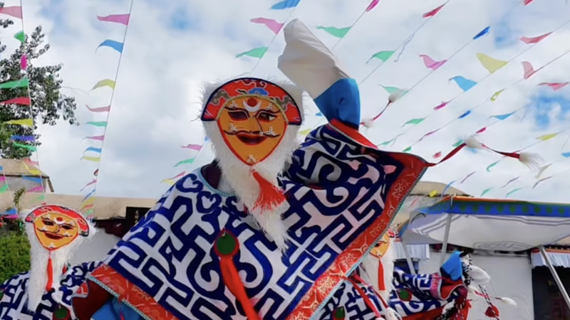 チベット舞踊の美しさ：輪になって踊るguozhuangとオペラの世界 video poster