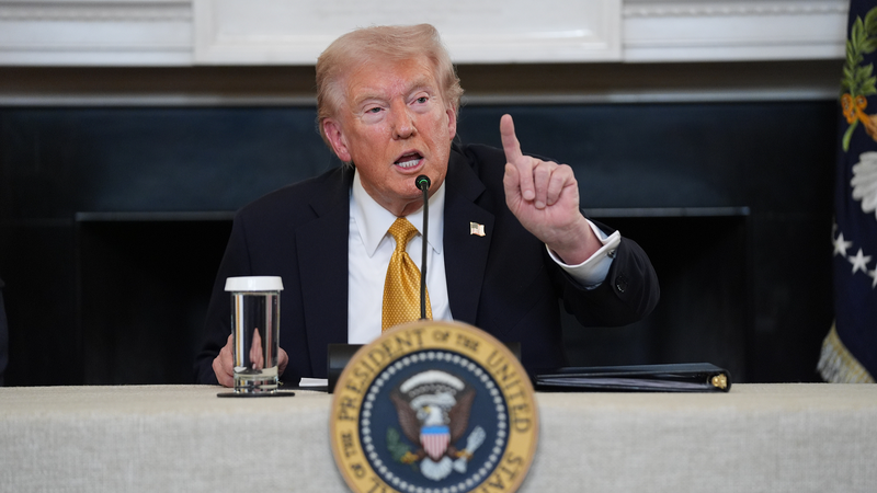 トランプ米大統領、カナダとの通商交渉打ち切りを宣言