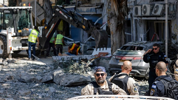 中東で緊張急エスカレート 米国がイラン核施設を攻撃 CGTNが世論調査